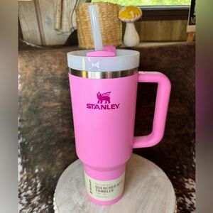 Stanley The Quencher H2.0 Flowstate Tumbler 40 OZ Peony Pink New